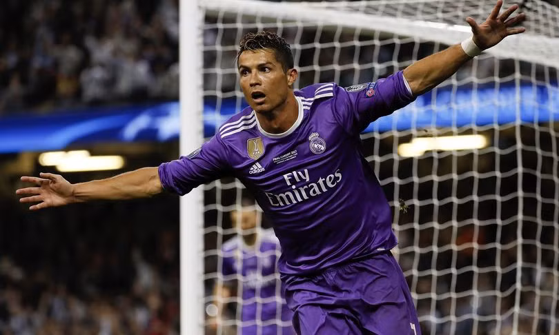 Ronaldo chỉ ở lại nếu Real Madrid… nộp hộ thuế