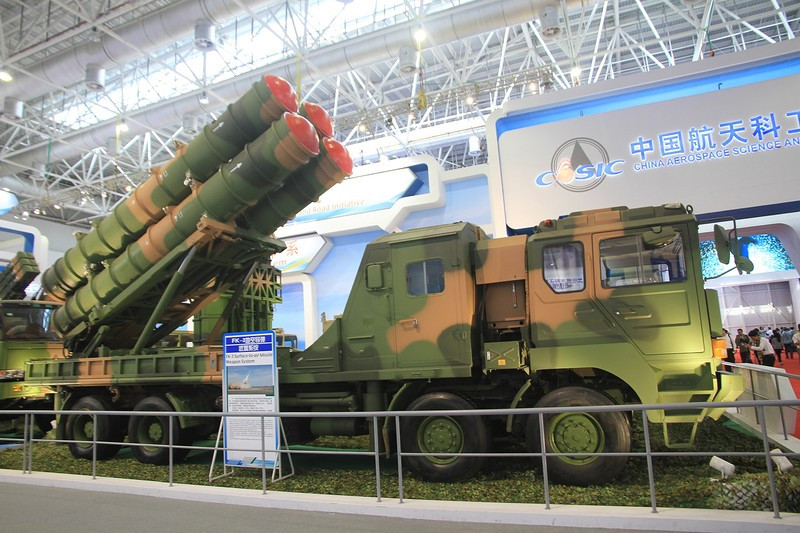 Trung Quốc khoe tên lửa phòng không HQ-22 giữa lúc căng thẳng với Mỹ