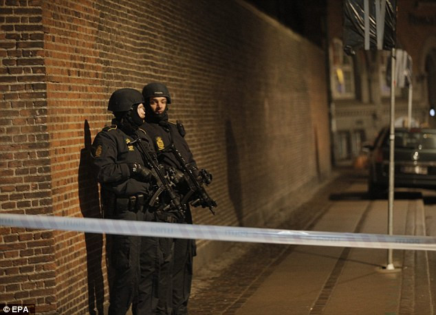 Đan Mạch tăng cường an ninh sau 2 vụ xả súng