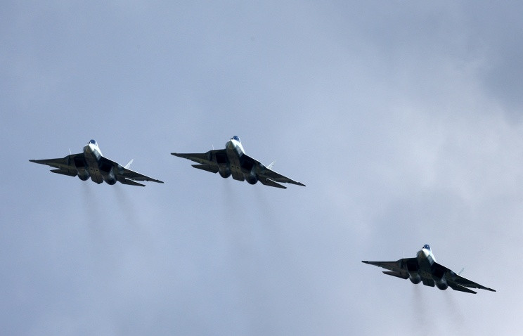 Nga sắp sản xuất hàng loạt chiến đấu cơ thế hệ năm T-50. Ảnh: Tass