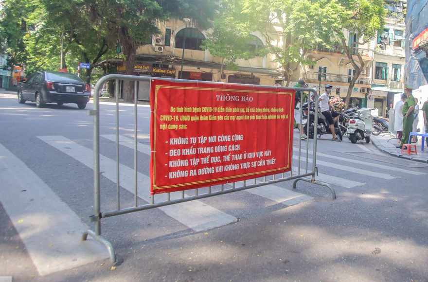 Chuyên gia đề xuất Hà Nội tiếp tục giãn cách xã hội 1 - 2 tuần để phòng chống dịch COVID-19