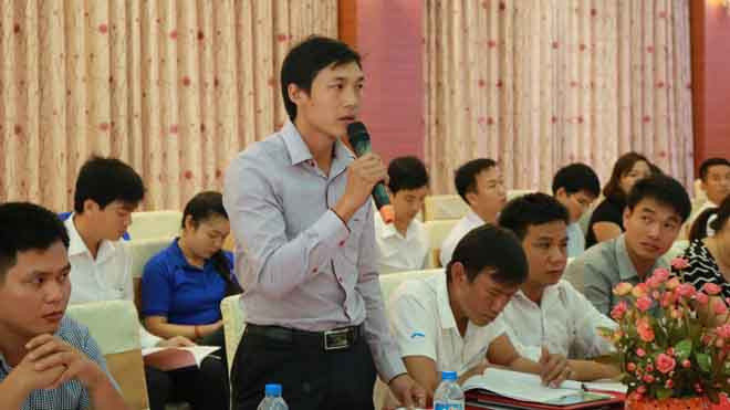 Các trí thức trẻ phát biểu, đề xuất về đầu ra khi kết thúc dự án. Ảnh: Thuỳ Linh