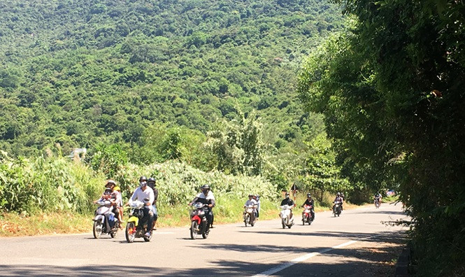 Liên tiếp tai nạn, Đà Nẵng lắp biển cảnh báo trên bán đảo Sơn Trà