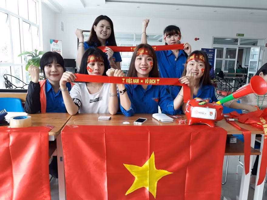 Cổ động viên Đà Nẵng sôi sục, chuẩn bị hết mình cho trận chiến' của U23