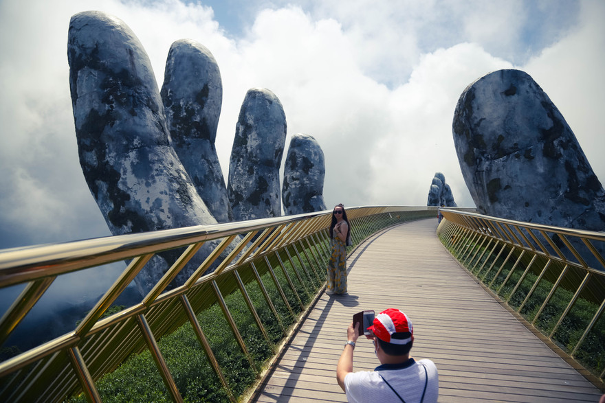 Hoạt động lại, nhiều điểm du lịch ở Đà Nẵng vẫn buồn hiu trong lễ