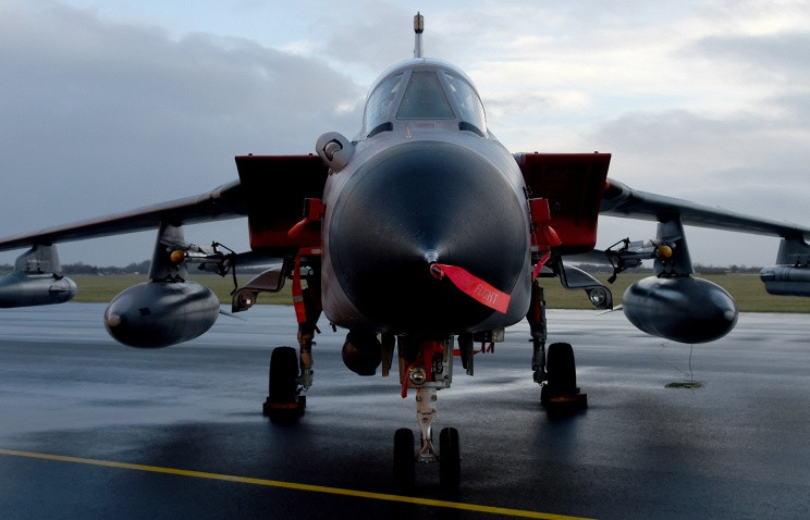 Máy bay trinh sát Tornado của không quân Đức. Ảnh: DPA 