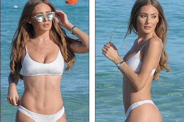 Georgie Clarke khoe dáng sexy, 'nóng từng cm' với áo tắm 2 mảnh