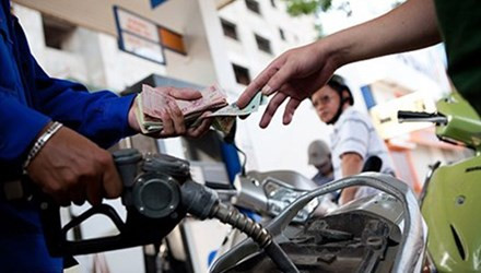 Tiếp tục không cho tăng giá xăng dầu