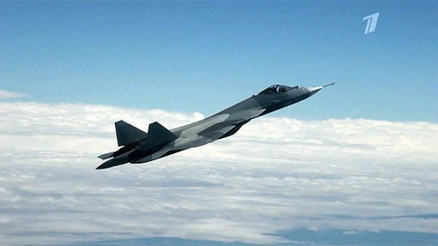 Sự trở lại ấn tượng của siêu tiêm kích Sukhoi T-50