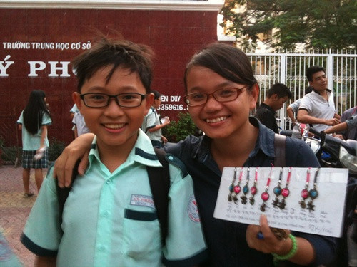 Bán móc khoá cung Hoàng đạo