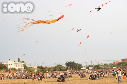 Thú chơi diều giá bạc triệu của giới trẻ Sài thành