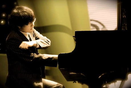 Tài năng âm nhạc 9X và cảm giác cô đơn của nghiệp diễn