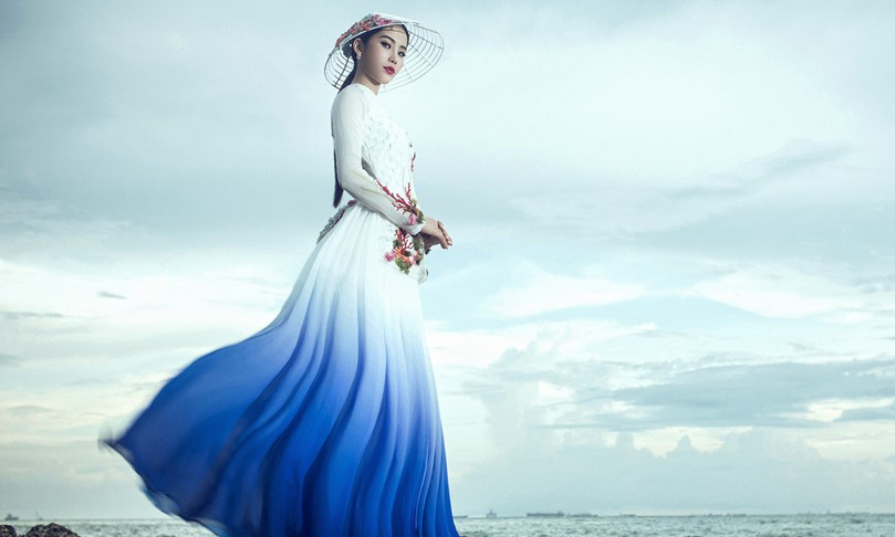 Nam Em mang áo bà ba cách điệu lạ mắt tới Hoa hậu Trái đất