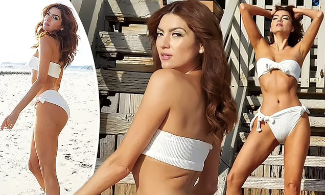 Sao nữ có body đẹp nhất nhì Hollywood tung ảnh bikini đẹp như mộng đón năm mới