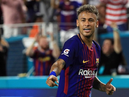 Neymar trên đường trở thành cầu thủ đắt giá nhất thế giới.