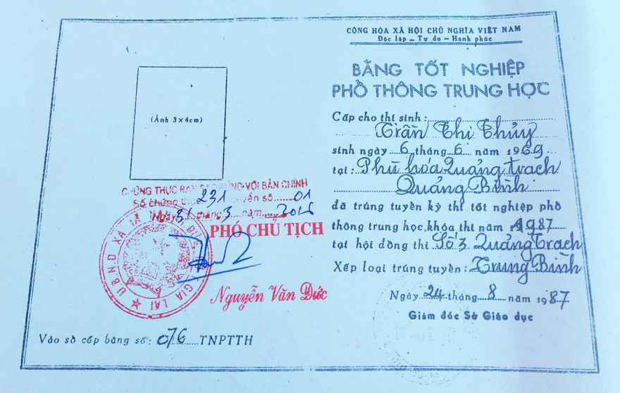 Bằng tốt nghiệp phổ thông trung học giả của bà Thủy