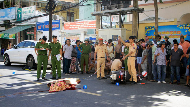 Hiện trường vụ tai nạn trên đường Trưng Nữ Vương (Đà Nẵng) khiến một người tử vong. 