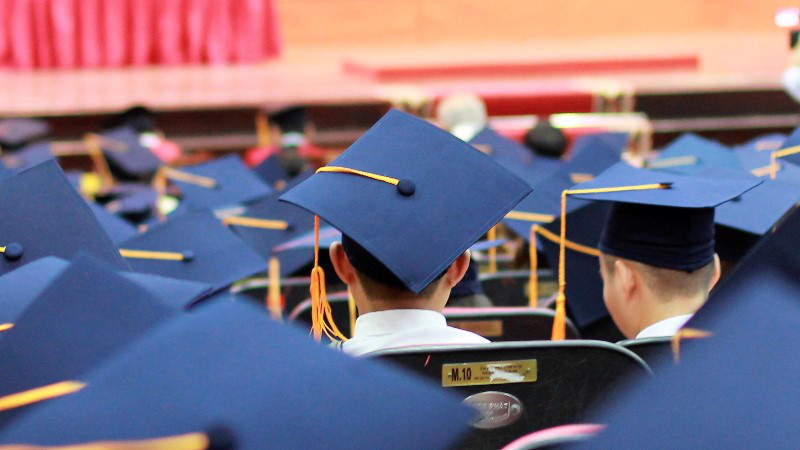 Bộ GD-ĐT đang lấy ý kiến góp ý đề án 'chi 12.000 tỷ đồng đào tạo 9000 tiến sĩ để đổi mới giáo dục'.