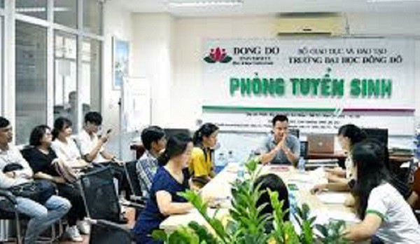 Điểm nhấn giáo dục: Người dùng bằng giả của ĐH Đông Đô học cao học sẽ bị xử lý thế nào?