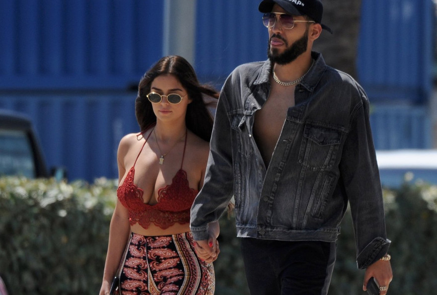 Đây là lần đầu tiên cặp đôi xuất hiện bên nhau sau khi bị phát hiện đi cùng nhau vào tháng 12 năm ngoái 