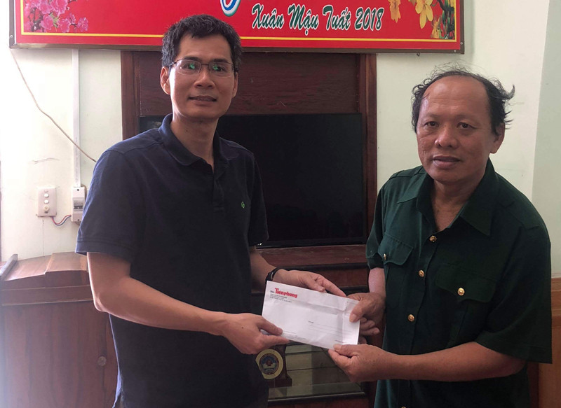 Báo Tiền Phong và đối tác trao quà Tết cho thương bệnh binh