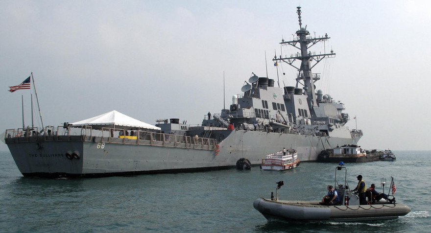 Tàu khu trục The Sullivans của Hải quân Mỹ. Ảnh: AP