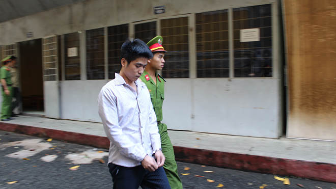 ‘Cọp vùng’ Nguyễn Văn Sự đã sộ khám. Ảnh: Tân Châu