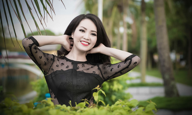 Á hậu Thụy Vân khoe nhan sắc rạng rỡ bên các đàn em