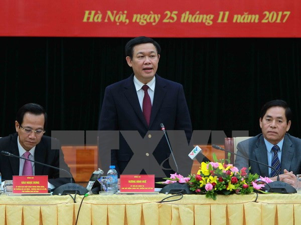 Phó Thủ tướng Chính phủ Vương Đình Huệ phát biểu. (Ảnh: An Đăng/TTXVN)