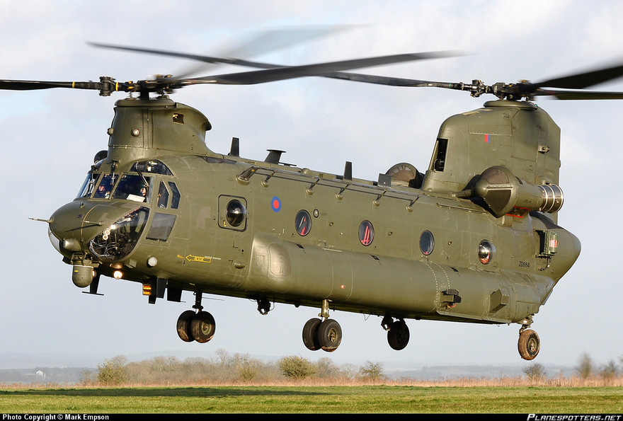 Trực thăng vận tải hạng nặng CH-47 Chinook 