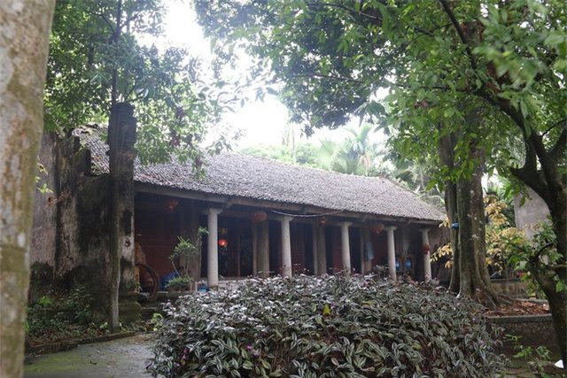 Chùa Báo Ân (thôn Yên Nội, xã Đồng Quang huyện Quốc Oai Hà Nội) được xây dựng từ thế kỷ 17, đã tồn tại hơn 300 năm, nay đã xuống cấp nghiêm trọng và có khả năng sập bất cứ lúc nào. Chùa Báo Ân được công nhận di tịch lịch sử cấp quốc gia năm 1990.