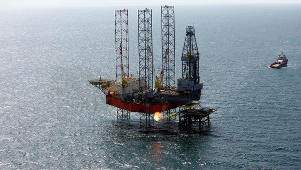 Tàu Thổ Nhĩ Kỳ cản giàn khoan, Nga điều chiến hạm can thiệp