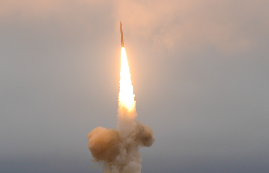 [VIDEO] Tàu ngầm hạt nhân Nga phóng tên lửa tầm bắn 8.000km