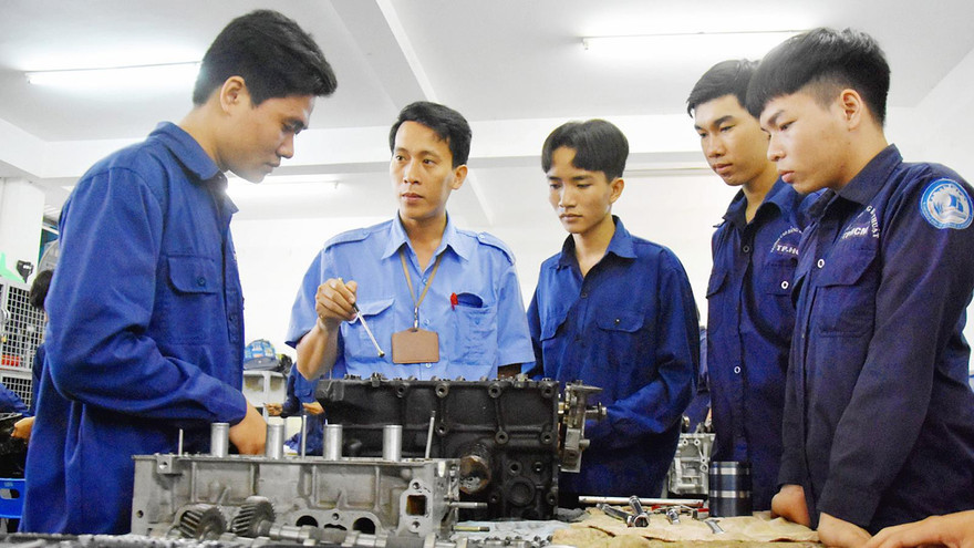 Lùi vô thời hạn đề xuất 5.000 tỷ đồng đào tạo nghề cho lao động mất việc vì COVID-19