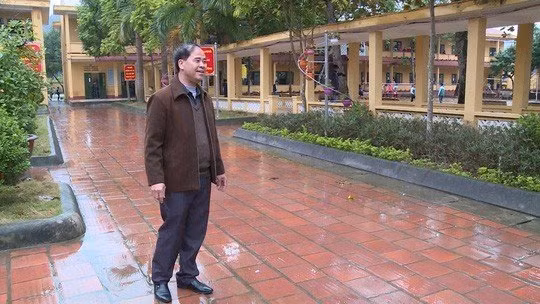 Hiệu trưởng Đinh Bằng My bị tố dâm ô hàng loạt học sinh nam.