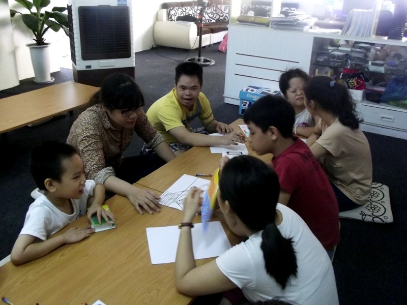 Mô hình Sống độc lập giúp trẻ khuyết tật về trí tuệ có những kỹ năng sống cơ bản, hòa nhập với cuộc sống. Ảnh: Giang Thanh