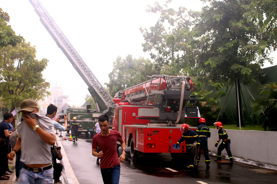 Cuộc diễn PCCC quy mô lớn do Bộ Công an phối hợp với UBND TP Đà Nẵng tổ chức với sự tham gia của hơn 1000 người đến từ nhiều đơn vị, lực lượng 