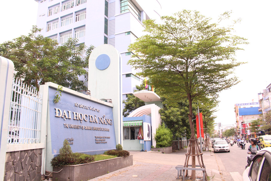 ĐH Đà Nẵng vừa công bố điểm trúng tuyển vào đại học hệ chính quy theo hình thức xét học bạ đợt 1 năm 2020. Ảnh: Giang Thanh