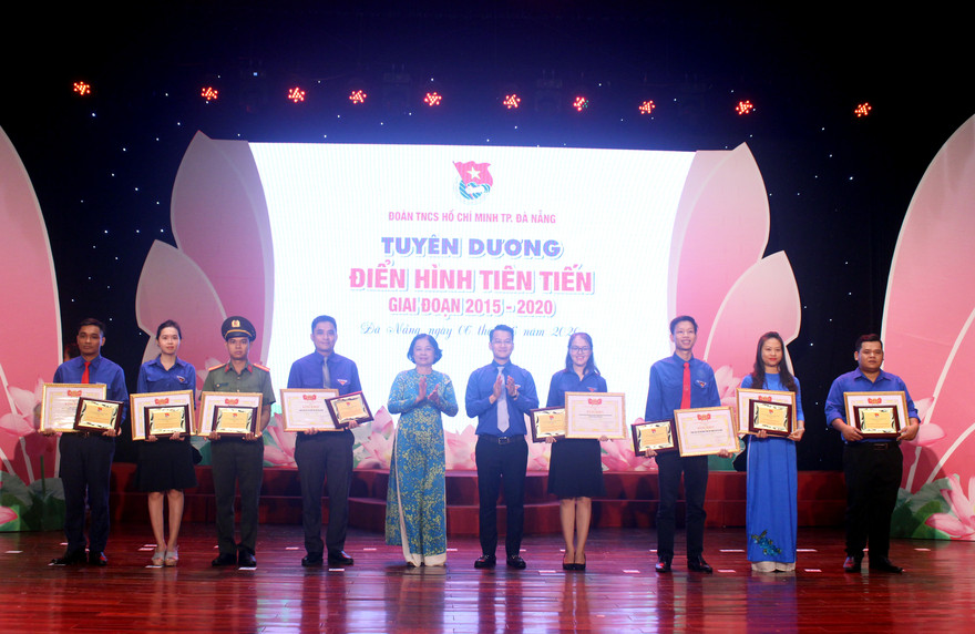 Thành Đoàn Đà Nẵng tuyên dương 10 tập thể tiêu biểu cấp thành phố trong phong trào thi đua yêu nước