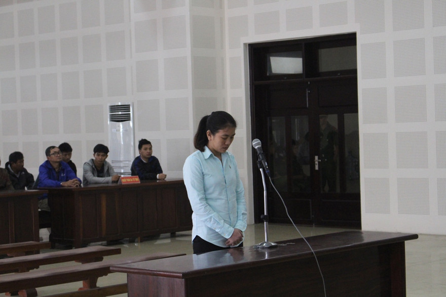 Lừa chạy việc cho 56 người chiếm đoạt tiền tỷ