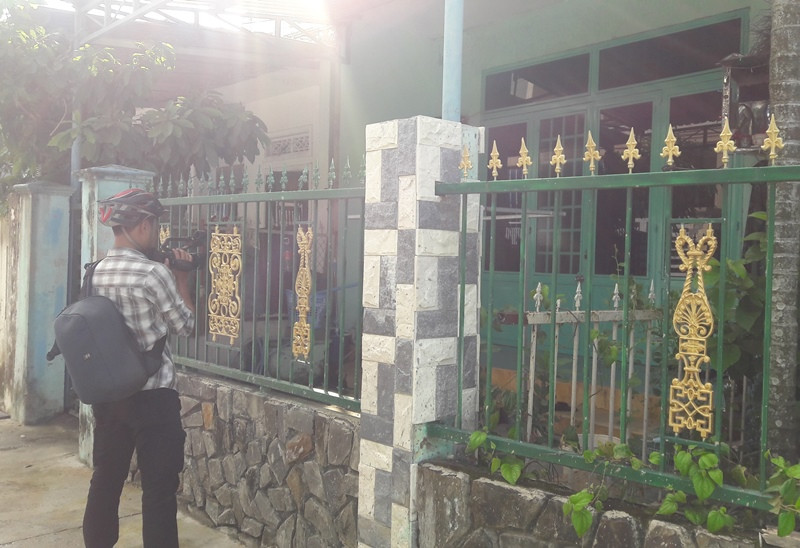 Hiện trường xảy ra vụ án mạng khiến 2 người chết và 1 người bị thương trên đường Tôn Đản (phường Hòa Phát, quận Cẩm Lệ, Đà Nẵng. Ảnh: Giang Thanh