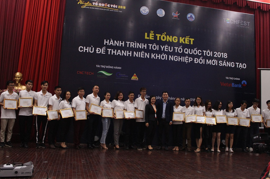 Hành trình Tôi yêu Tổ quốc tôi 2018 của 100 đại biểu chính thức khép lại