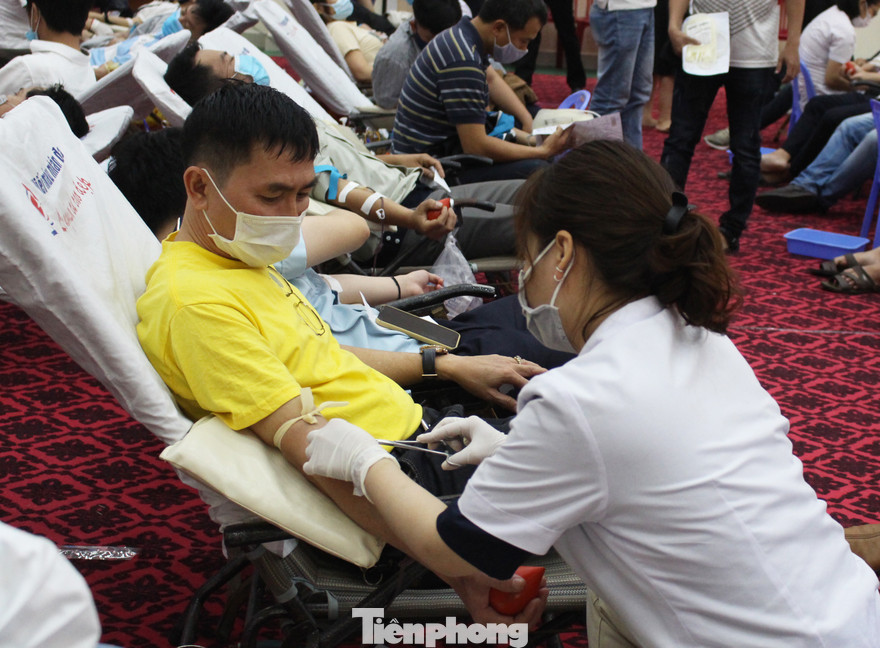 Các đơn vị máu tiếp nhận trong chương trình hiến máu tình nguyện tại Đà Nẵng sẽ được vận chuyển ra Viện Huyết học - Truyền máu TƯ (Hà Nội), góp phần hỗ trợ giải quyết tình trạng thiếu hụt máu điều trị bệnh ở khu vực phía Bắc