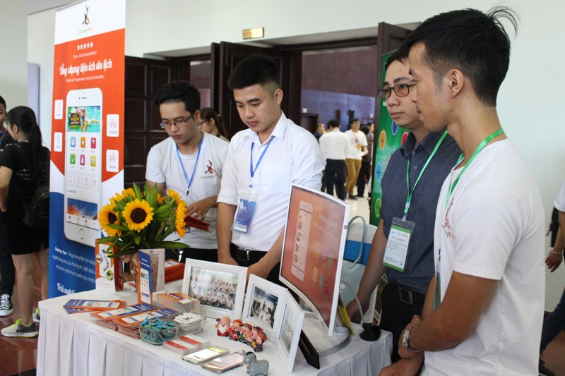 ội nghị và Triển lãm khởi nghiệp quốc tế Đà Nẵng lần 3 - SURF 2018 thu hút hơn 2000 lượt khách tham dự. Ảnh: Giang Thanh