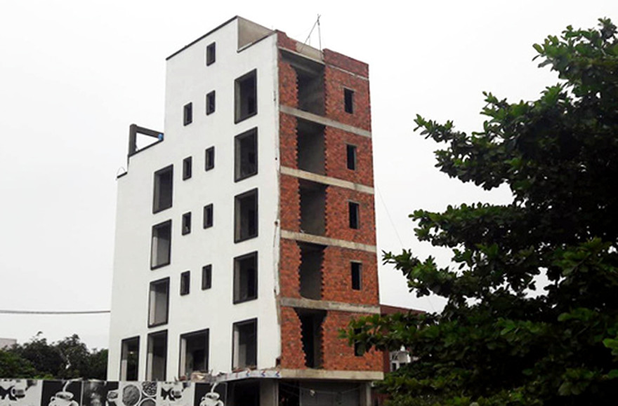 Nam thanh niên bị tử vong do giật điện khi đang làm việc trong công trình. Ảnh: V.Q