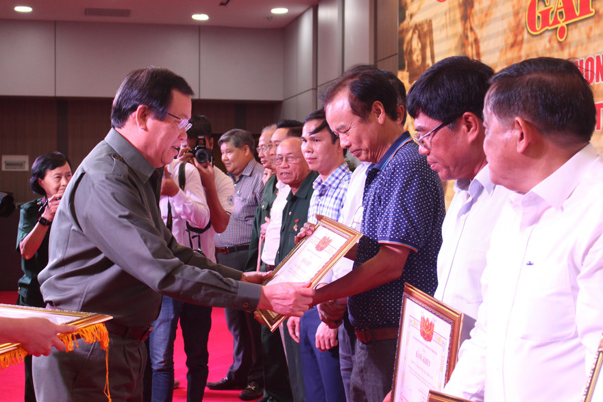 Cuộc hội ngộ xúc động hơn 300 cựu TNXP mở đường Trường Sơn