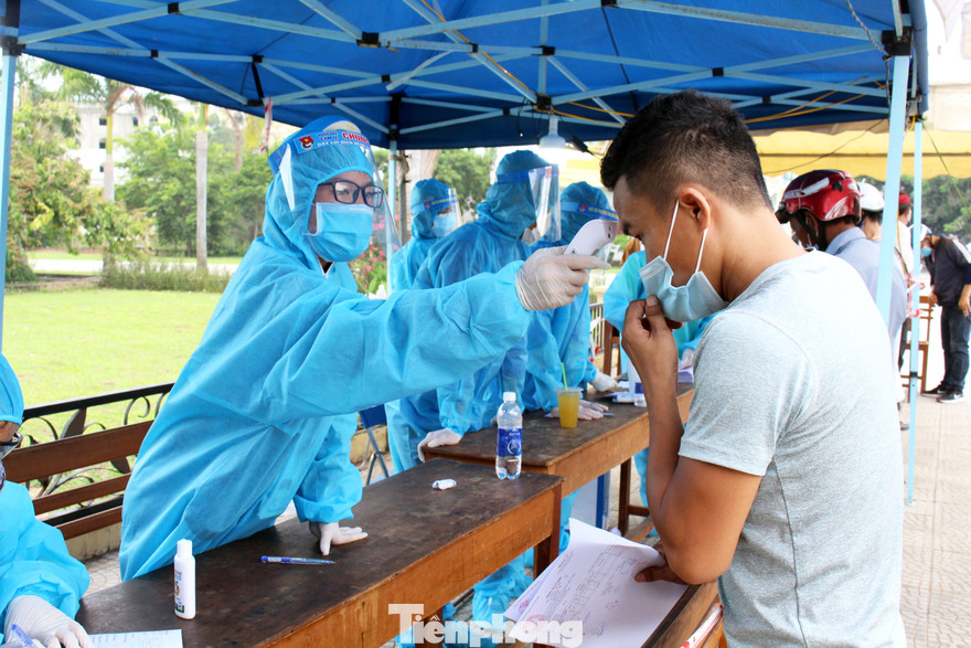 Hơn 12,5 nghìn lượt ĐVTN hỗ trợ chống dịch COVID - 19 trong năm 2021