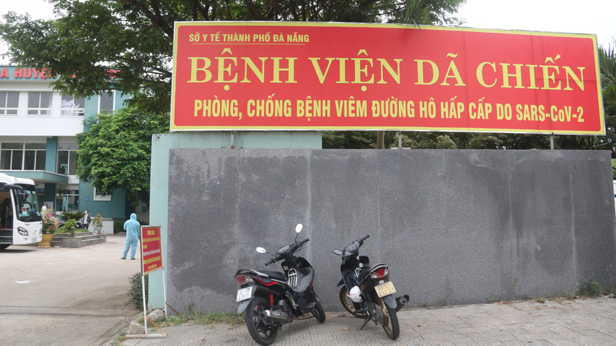 Đà Nẵng giải thể bệnh viện dã chiến Hoà Vang sau khi dịch COVID-19 được kiểm soát, bệnh nhân được chữa trị hết. Ảnh: Nguyễn Thành