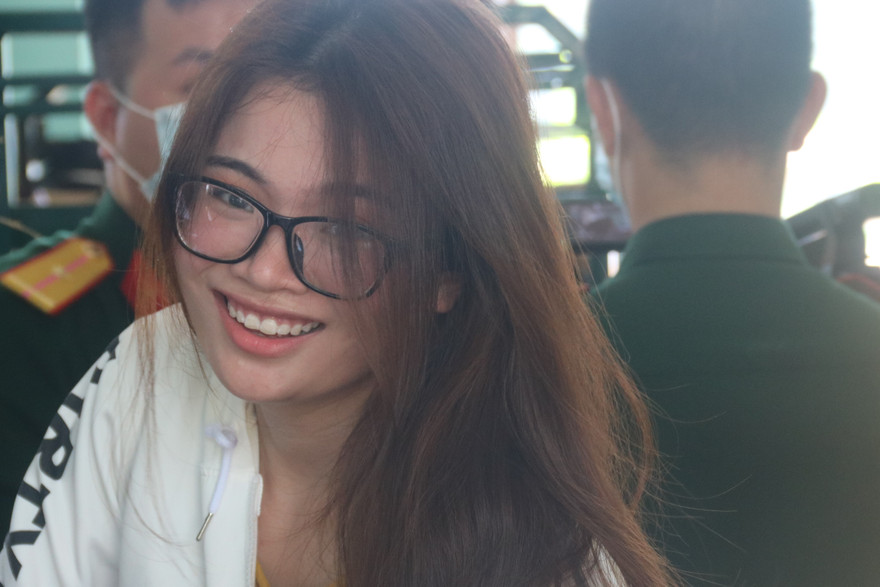 Niềm vui của 57 công dân sau 14 ngày cách ly ở doanh trại quân đội Đà Nẵng