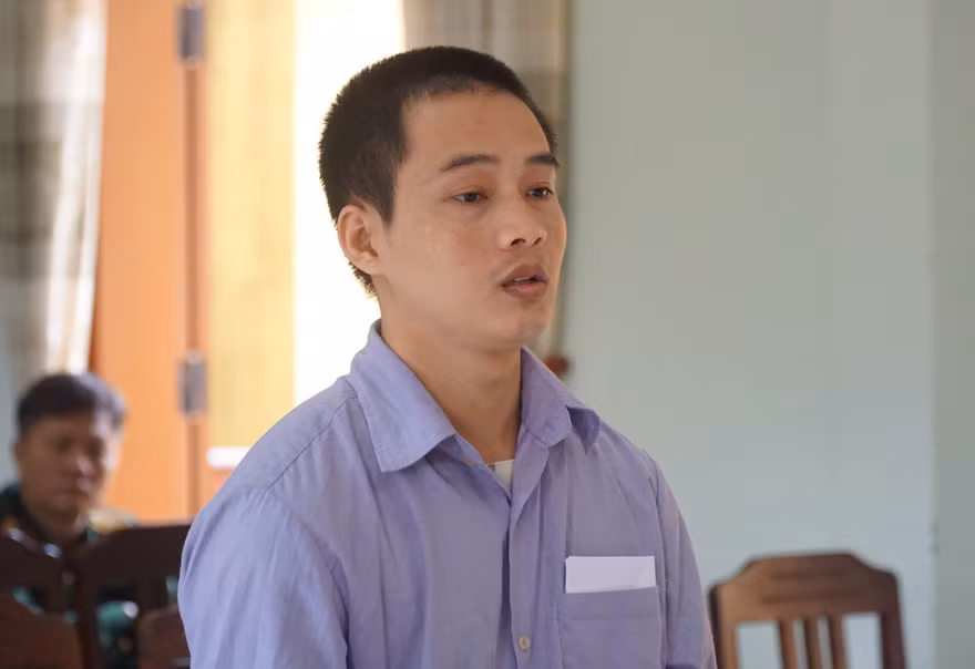 Bị cáo Triệu Quân Sự. 